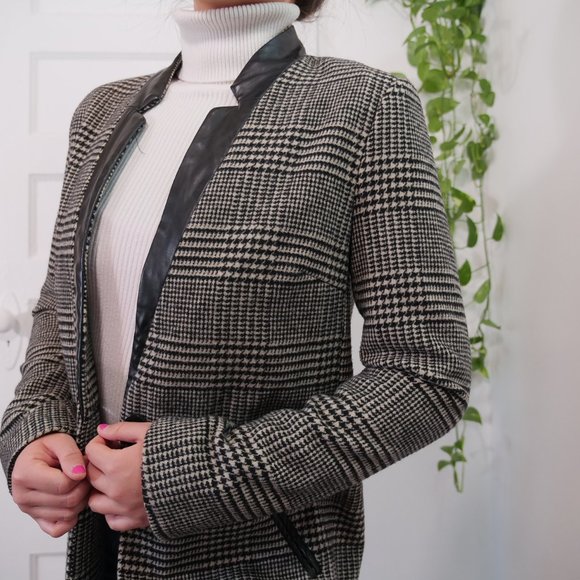 Minimalist gingham suit coat - Picture 10 of 12